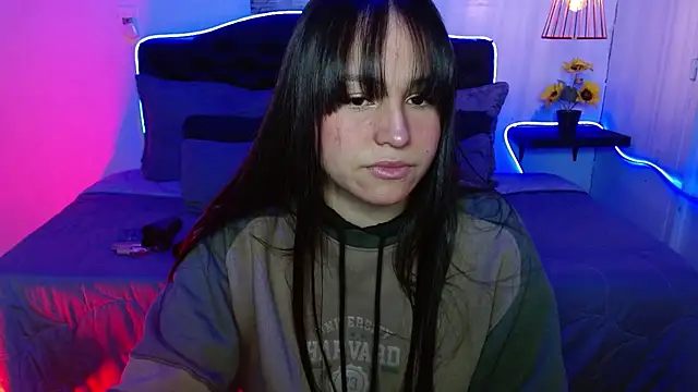 Snapshot of Eymmy_24 chatting on September 25, 2:10 am Eymmy 24 online show from September 25, 2:10 am