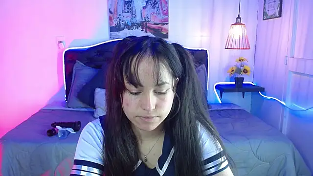 Snapshot of Eymmy_24 chatting on September 20, 3:05 am Eymmy 24 online show from September 20, 3:05 am