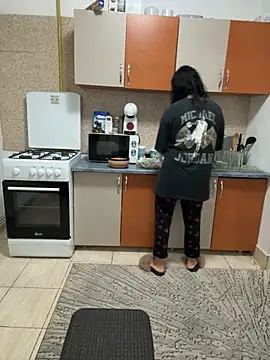 Snapshot of MiaKiittyy chatting on October 7, 6:23 pm MiaKiittyy online show from October 7, 6:23 pm