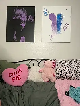 babygingerboo online show from March 8, 2:04 am