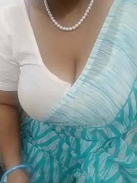 tami lavanya online show from February 12, 1:35 pm