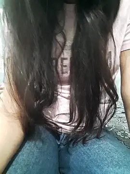 Aarti-kumri online show from February 22, 7:15 pm