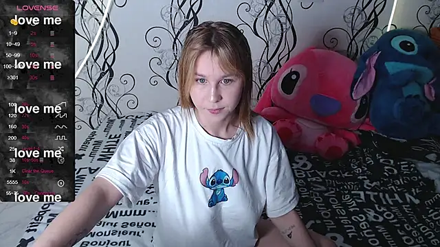 RoyAngela online show from October 22, 1:05 pm