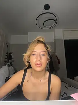 Snapshot of Aurorajadex chatting on October 22, 4:34 pm Aurorajadex online show from October 22, 4:34 pm