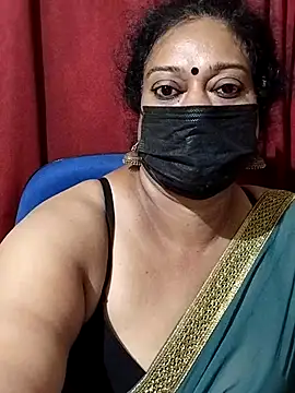 Snapshot of surekha-30 chatting on October 13, 4:53 pm surekha-30 online show from October 13, 4:53 pm