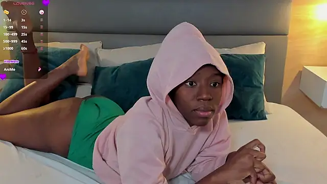 Snapshot of _emma_willliams_ chatting on October 21, 1:59 pm emma willliams online show from October 21, 1:59 pm