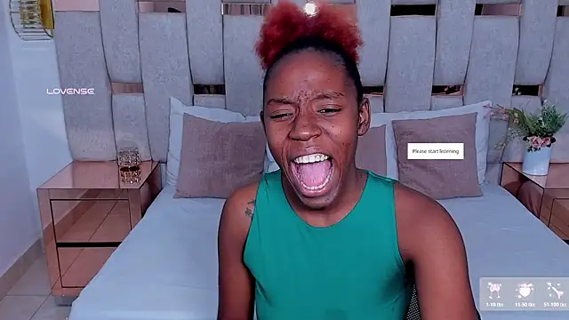  emma willliams  online show from December 20, 8:13 pm