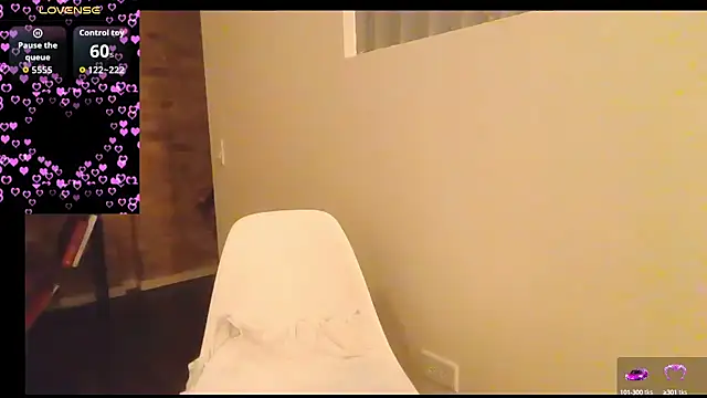 Snapshot of Magical_Milf_MelissaXX chatting on September 22, 9:02 pm Magical Milf MelissaXX online show from September 22, 9:02 pm