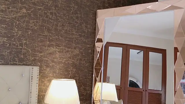 Snapshot of IrinaVelvet chatting on October 31, 11:47 am IrinaVelvet online show from October 31, 11:47 am