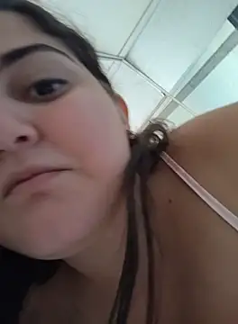 Snapshot of barbielamaravilla11 chatting on October 18, 3:26 pm barbielamaravilla11 online show from October 18, 3:26 pm