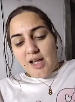 Snapshot of barbielamaravilla11 chatting on October 15, 3:03 pm barbielamaravilla11 online show from October 15, 3:03 pm