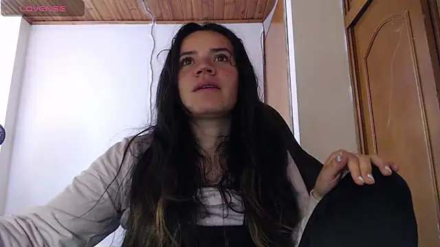 Skylar Serenity online show from November 10, 3:18 pm