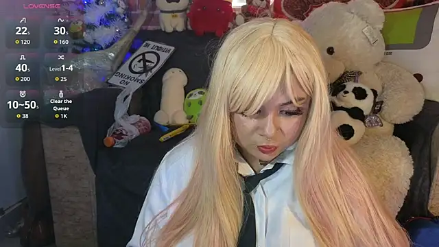Lucycosplay777 online show from December 14, 10:48 pm