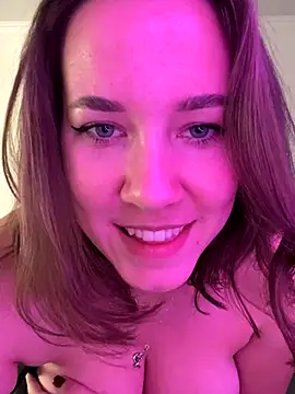 Candy Foxxxy  online show from October 11, 11:14 am