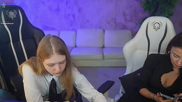 Snapshot of Luna_secretgirl chatting on October 10, 10:31 am Luna secretgirl online show from October 10, 10:31 am