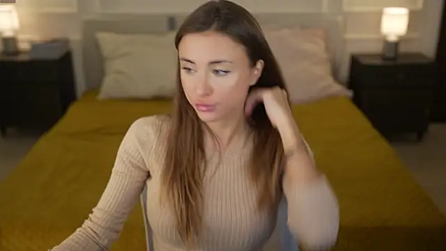 Snapshot of Luna_secretgirl chatting on September 25, 6:34 am Luna secretgirl online show from September 25, 6:34 am