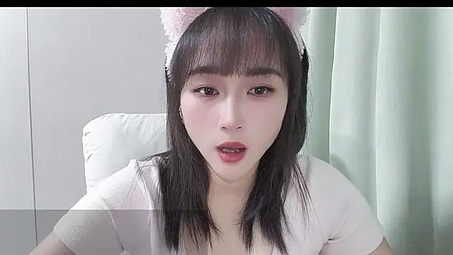 Snapshot of Honeysexy-1 chatting on October 19, 12:29 pm Honeysexy-1 online show from October 19, 12:29 pm