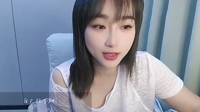 Snapshot of Honeysexy-1 chatting on October 14, 3:58 pm Honeysexy-1 online show from October 14, 3:58 pm