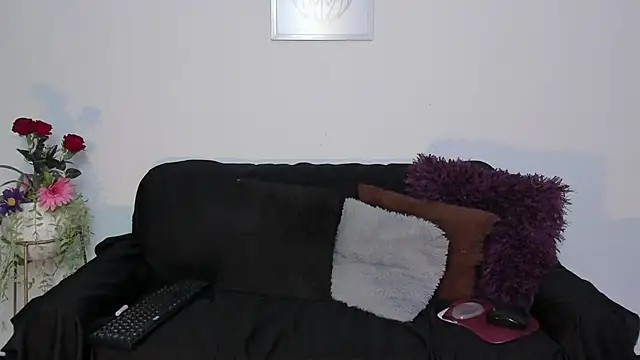 fressittalove01 online show from March 18, 5:29 pm