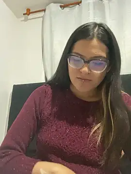 yeansis online show from September 13, 11:46 pm