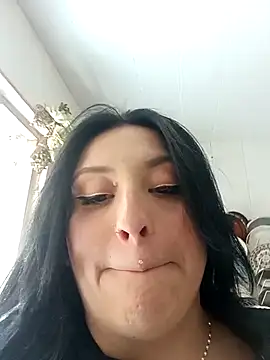 megan fox5 online show from October 4, 4:55 pm