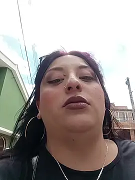 megan fox5 online show from November 8, 5:18 pm