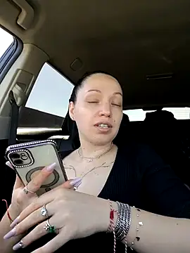 Gold7leonnnn online show from March 11, 10:41 am