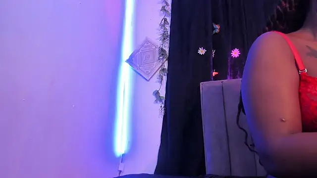 Snapshot of AkiraStone_ chatting on September 26, 12:58 pm AkiraStone  online show from September 26, 12:58 pm