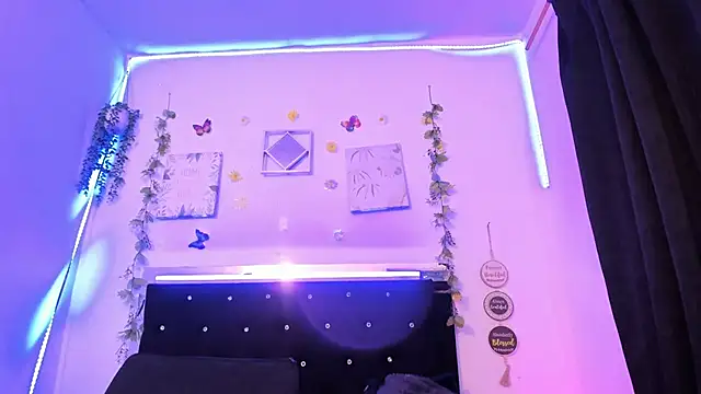 AkariRosetti online show from September 22, 12:36 pm