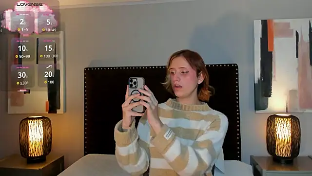 seraphine star online show from April 8, 3:52 am