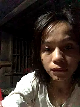 QuingLin online show from October 31, 10:36 pm