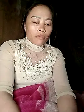 CoMay003 online show from April 5, 2:49 pm