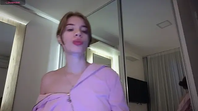 xxessx online show from October 23, 10:16 pm