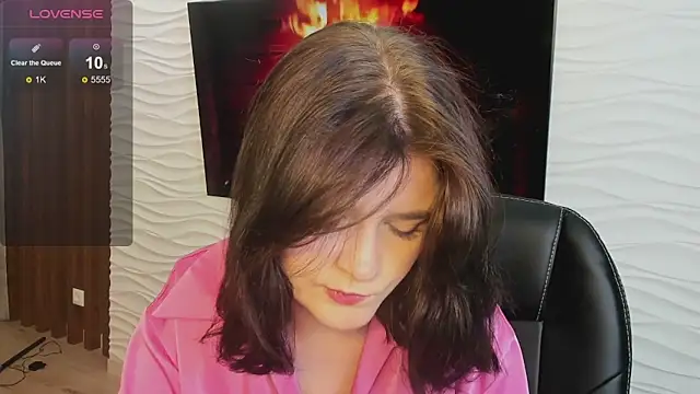 MoriGirl online show from September 10, 1:00 pm