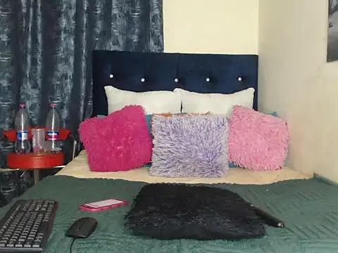 Snapshot of SWEET_BABYFACE chatting on October 27, 9:31 pm SWEET BABYFACE online show from October 27, 9:31 pm