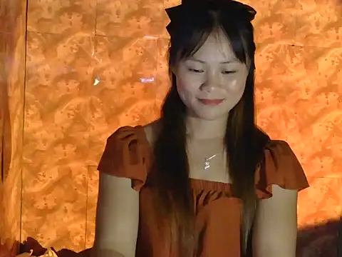 Snapshot of Sisi_dy01 chatting on October 15, 3:03 pm Sisi dy01 online show from October 15, 3:03 pm