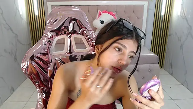 Snapshot of alehp_rose_s chatting on September 17, 1:31 pm alehp rose s online show from September 17, 1:31 pm