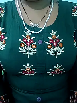 Snapshot of Anjali-bhabhi chatting on October 25, 3:30 pm Anjali-bhabhi online show from October 25, 3:30 pm