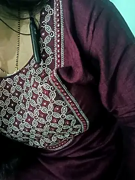 Snapshot of Anjali-bhabhi chatting on October 22, 8:41 am Anjali-bhabhi online show from October 22, 8:41 am