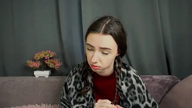 DeneenTurja online show from September 25, 10:03 am