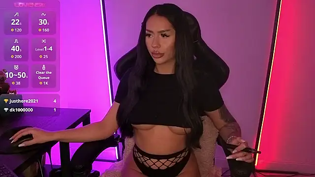 alisonrouge online show from March 4, 8:15 pm