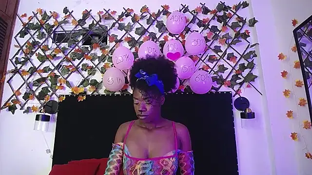 vzoeycooper online show from November 3, 1:53 am