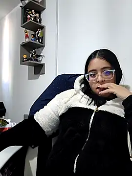 Snapshot of Sofia_leving chatting on October 24, 12:45 pm Sofia leving online show from October 24, 12:45 pm