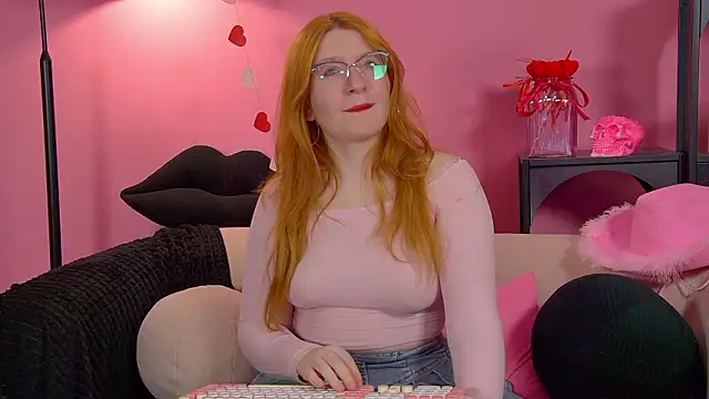 AliceAllisons online show from March 10, 6:23 pm