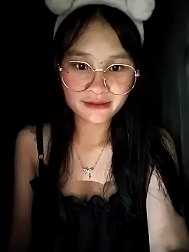 saronla 03 online show from October 3, 4:56 pm