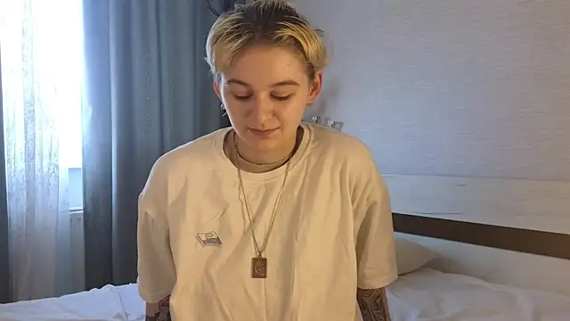 CarmenGraham online show from September 17, 8:12 am
