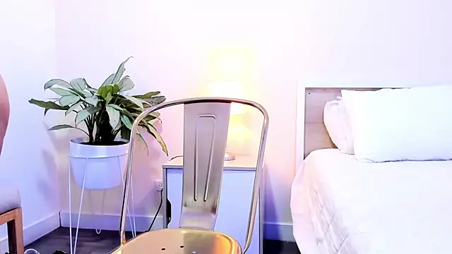 Snapshot of BellaNixs chatting on September 23, 3:26 am BellaNixs online show from September 23, 3:26 am