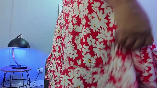 Snapshot of BellaNixs chatting on October 15, 3:31 am BellaNixs online show from October 15, 3:31 am