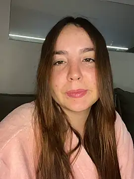 m0ranguinh0s2 online show from July 2, 1:38 am
