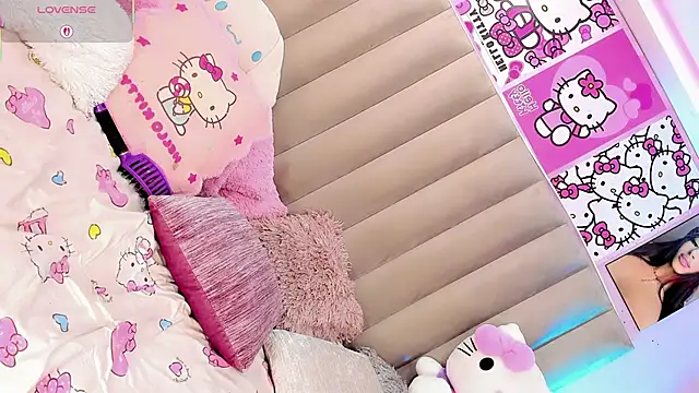 Snapshot of Ariana_Keyss chatting on September 21, 9:30 am Ariana Keyss online show from September 21, 9:30 am